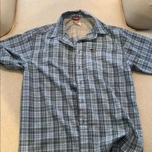 North Face short sleeve with zipper pocket